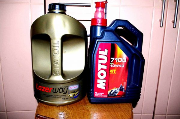 Моторное масло для мотоциклов: энциклопедия правильного обслуживания и выбора